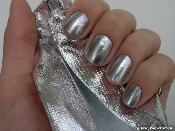 Эффектный OPI Nail Lacquer Push and Shove NL G30