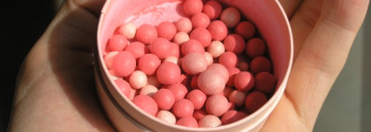 Ангельский румянец с Guerlain Meteorites Perles de Blush Angelic Radiance