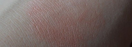 Эффект фотошопа  с кремовыми румянами Clarins - Instant Light Blush / Eclat Minute Blush 02 Coral Tonic