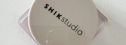 Морозный румянец весной - а почему бы и да? Румяна Shik Crimson Blush в оттенке Delphinium