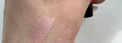 Бордовый макияж глаз с изюминкой