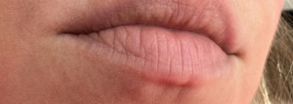 Сочные губы тремя продуктами