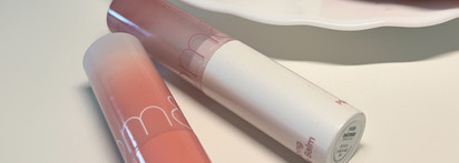 Сочные натуральные губы с бальзамом Rom&nd Glasting Melting Balm в оттенках 07 и 12