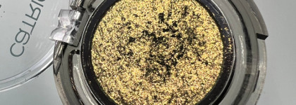 Благородное сияние за 400 рублей: тени Catrice Space Glam Chrome 030