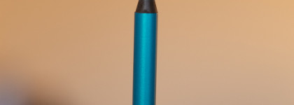 Ясное небо в карандаше Note smokey eye pencil в оттенке 05