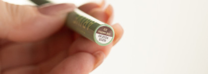 Идеальные коричневые стрелки с подводкой Arive makeup Eyeliner Pen 02 Brown