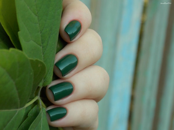Nubar Nail Lacquer Ngg225 Forest