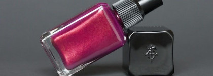Illamasqua nail varnish Charisma