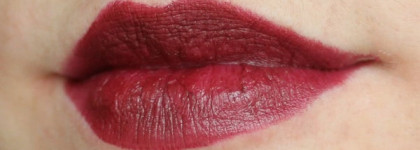 Wet N Wild Mega Last Matte Lip Cover в оттенках WW909D Coral-ine, WW905D Smokin' Hot Pink, WW918D Cherry Bomb
