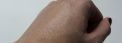 Genuine Glow Eyelighting Creme For Eyes And Face в оттенке 02 bare blush