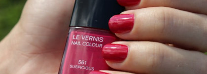 Chanel Le Vernis 561 Suspicious