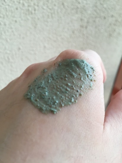 Неоднозначные продукты от Lush