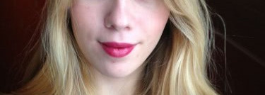 Коварная ягодка - помада Yves Rocher Rouge Creme Hydratant в оттенке 23