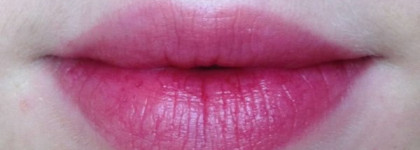 Коварная ягодка - помада Yves Rocher Rouge Creme Hydratant в оттенке 23