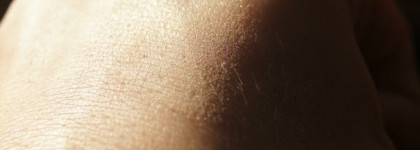 "Сияющий" пост (Benefit High Beam и Coastal Scents Flawless Glow Dust)