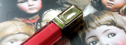 Блеск из лепестков мака Guerlain KissKiss Gloss (823 Poppy Star)