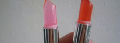 Помады-желейки в моей коллекции. Holika Holika Aqua Petit Jelly (тона 01 и 02) и Maybelline Colorsensational  Lip Stick Lip Color (тона 100 и 110)