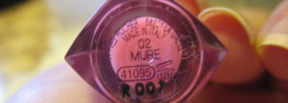 Блески для губ Yves Rocher Couleurs Nature Gloss Sublemateur Repulpant Plumping Sheer Gloss 02 Mure и Yves Rocher Gloss Volume Sexy Pulp  04 Rouge Sombre