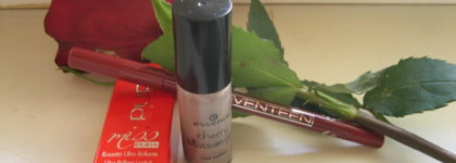 Let's Rock! с ультрасияющей прозрачной помадой для губ Miss Pupa Ultra Brilliant Lipstik #504 Ruby Red и лаком для ногтей Essence cherry blossom girl #02 My Little Kimono