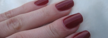 Классика жанра: благородный бордовый лак для ногтей El Corazon Express Effect # 57