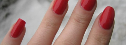 Леди в красном: лак для ногтей El Corazon Charm and beauty #865