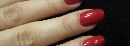 Леди в красном: лак для ногтей El Corazon Charm and beauty #865