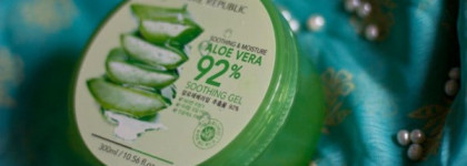 Гелевый Гель от Nature Republic "Soothing & Moisture" Aloe Vera 92% Soothing Gel