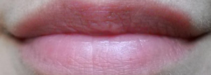 Помады Lush Fresh Handmade Сolour. Такие спорные, но интересные оттенки: Perspective, Bubbly, Vibrance
