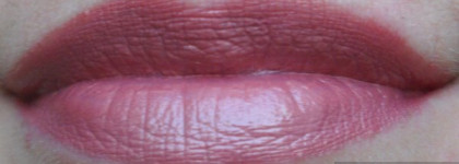 Помады Lush Fresh Handmade Сolour. Такие спорные, но интересные оттенки: Perspective, Bubbly, Vibrance