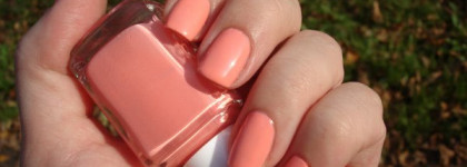 Яркая осень с Essie "Haute As Hello"