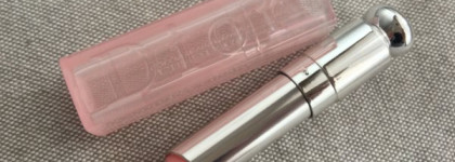 Без чего не представляю себя - Dior Addict Lip Glow Color Awakening Lipbalm SPF 10  #001