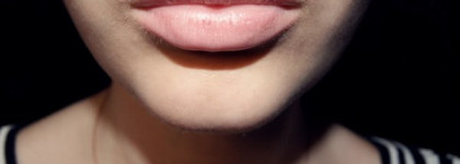 Нежность с YSL Rouge Volupte Perle Lipstick 107 Impetuous Beige