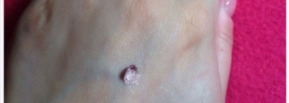 Тени для век Maybelline Color tattoo в оттенке Pink Gold