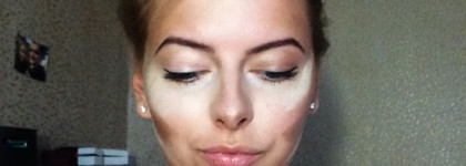 Неплохой  контурирующий стик Maybelline Master Contour V-Shape Contouring Duo 01 Light