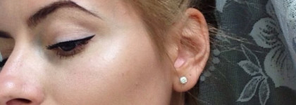Неплохой  контурирующий стик Maybelline Master Contour V-Shape Contouring Duo 01 Light
