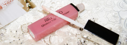 Беспроигрышный блеск для губ ArtDeco Glossy Lip Volumizer