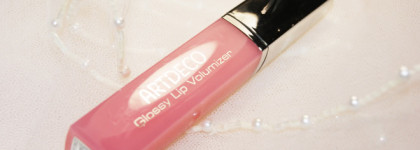 Беспроигрышный блеск для губ ArtDeco Glossy Lip Volumizer