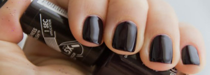 Rimmel 600 Deliciously dark