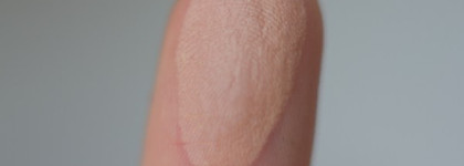 Компактная пудра Deborah Cipria ultrafine con oligoelementi minerali (оттенок 2) (добавлено фото пудры на лице)