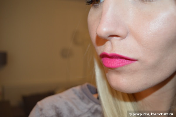 Bourjois Rouge Edition Velvet Lipstisk -Помада-флюид с устойчивым матовым эффектом в оттенках Grand Cru 08 и Pink Pong 06