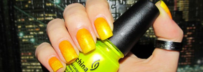 Бабочки лаками China Glaze и Orly
