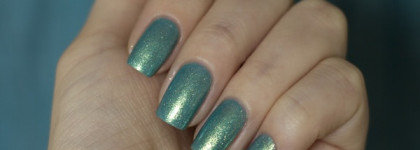 EL Corazon №423/573 Magic Sparkling Sea Is