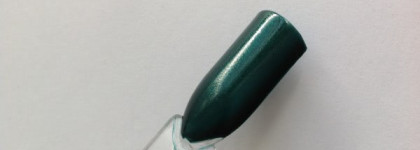 "Из сказочных глубин морских" или зелено-морские лаки Alix Avien 238, Flormar Spring & Summer 2012 #441 и #442, Flormar Supershine Miracle #U33, Flormar pretty #P29