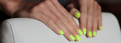 Неон China Glaze Celtic SUN
