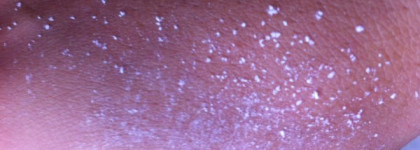 Victoria's Secret Bombshell luminous body powder