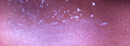 Victoria's Secret Bombshell luminous body powder