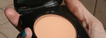 Пудра Chanel Les Beiges healthy glow sheer powder в оттенке №30