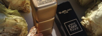 Новинка осени-Матовая помада KissKiss Matte Lipstick Guerlain в оттенке М306 Caliente Beige