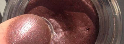 Назад в прошлое-Chanel Illusion D’Ombre Long Wear Luminous Eyeshadow 857 Rouge Noir