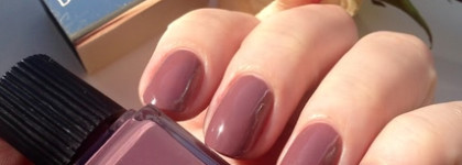 Dolce&Gabbana intense nail lacquer #106 Drama